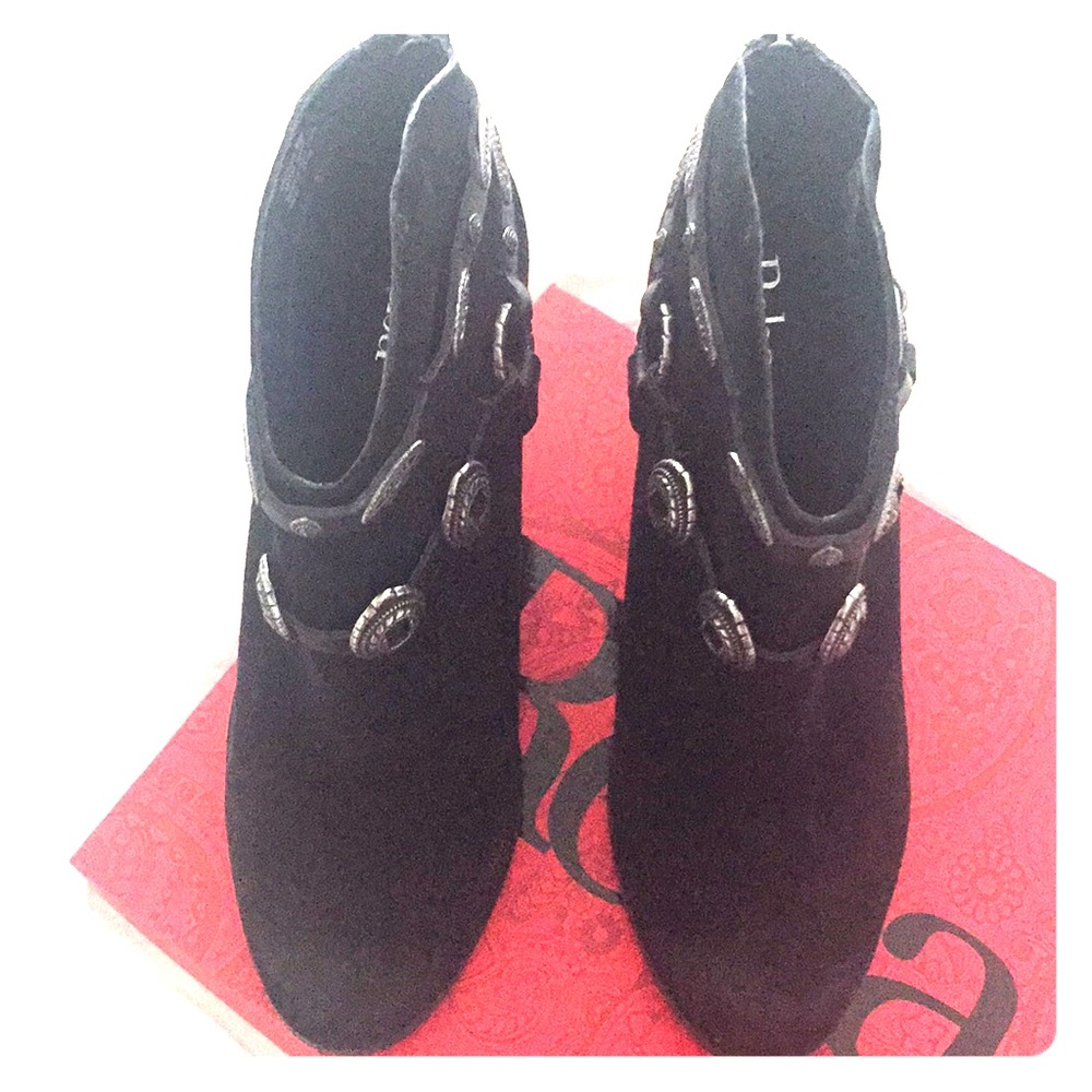 Reba Zabrina Boots